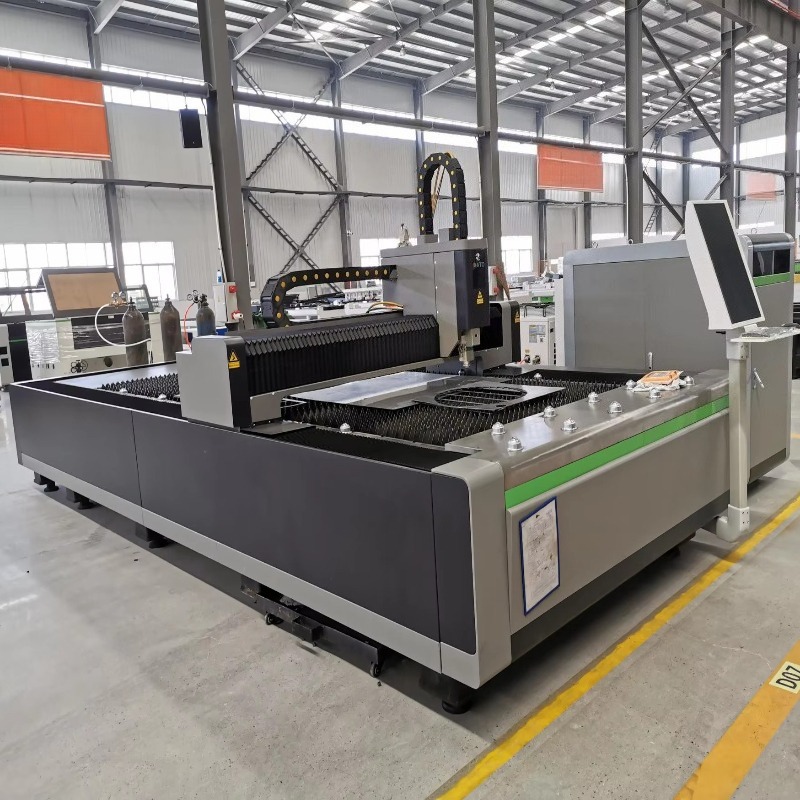 Maszyna do cięcia laserem świa – Industrial Fiber Laser recenzja i cena